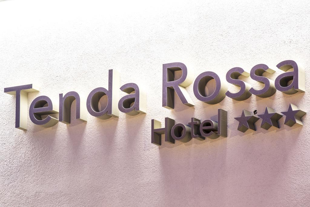 Hotel Tenda Rossa Марина ди Карара Екстериор снимка