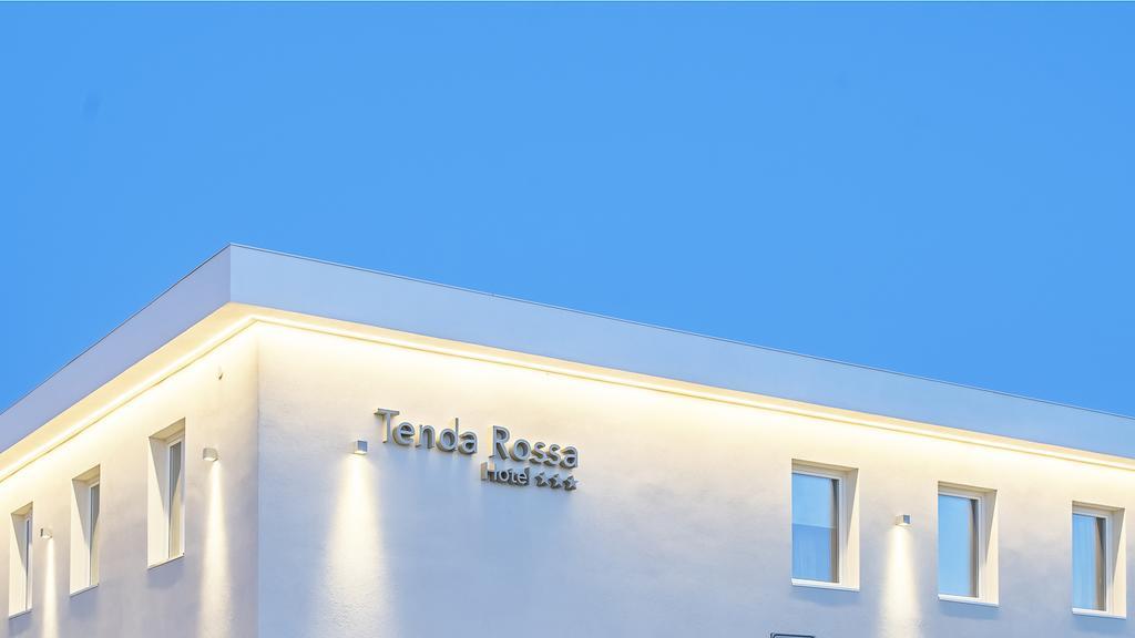 Hotel Tenda Rossa Марина ди Карара Екстериор снимка